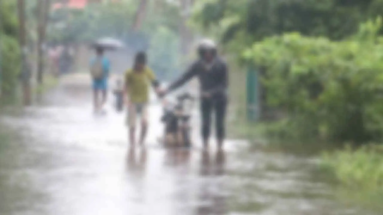 කුඩා ගඟ සහ මගුර ගඟ ආශ්‍රිතව සුළු ගංවතුර තත්ත්වයක් ගැන අනතුරු ඇඟවීමක්