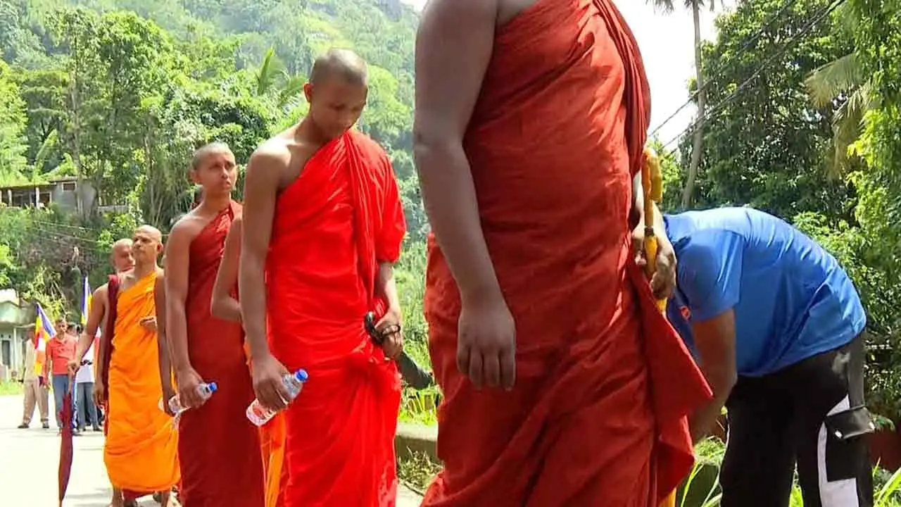 ඥානසාර හිමි උදෙසා කොළඹ බලා එන පාගමනේ තෙවන දිනය ඇරඹෙයි