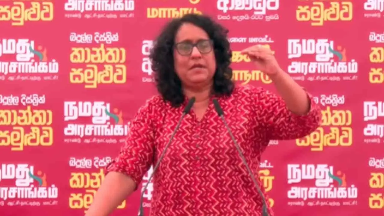 "එළැඹෙන වසරේ 2 සහ 6 ශ්‍රේණිවලට නව විෂයමාලාව හඳුන්වා දෙනවා" - අගමැති