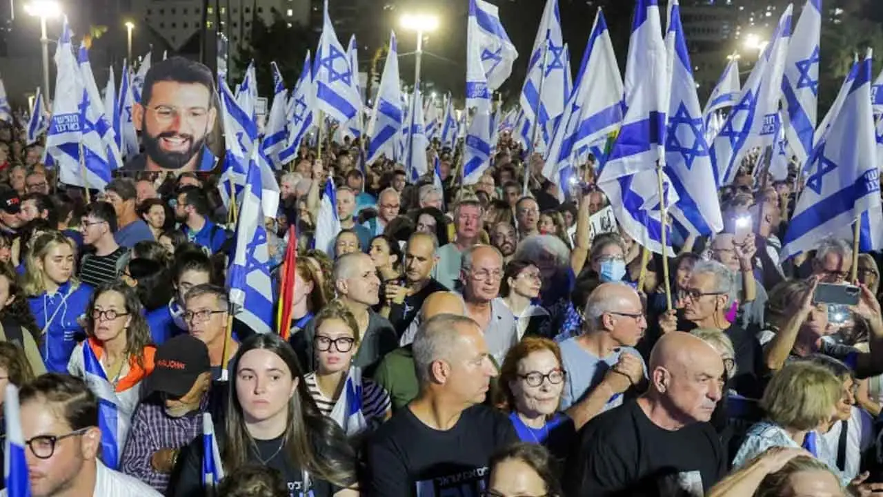 ඊශ්‍රායල ඡන්දය අබිමුව දහස් ගණන් නෙතන්යාහුට එරෙහිව වීථි බසී